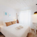 Shared double room shared bathroom