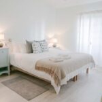 Shared double room private bathroom